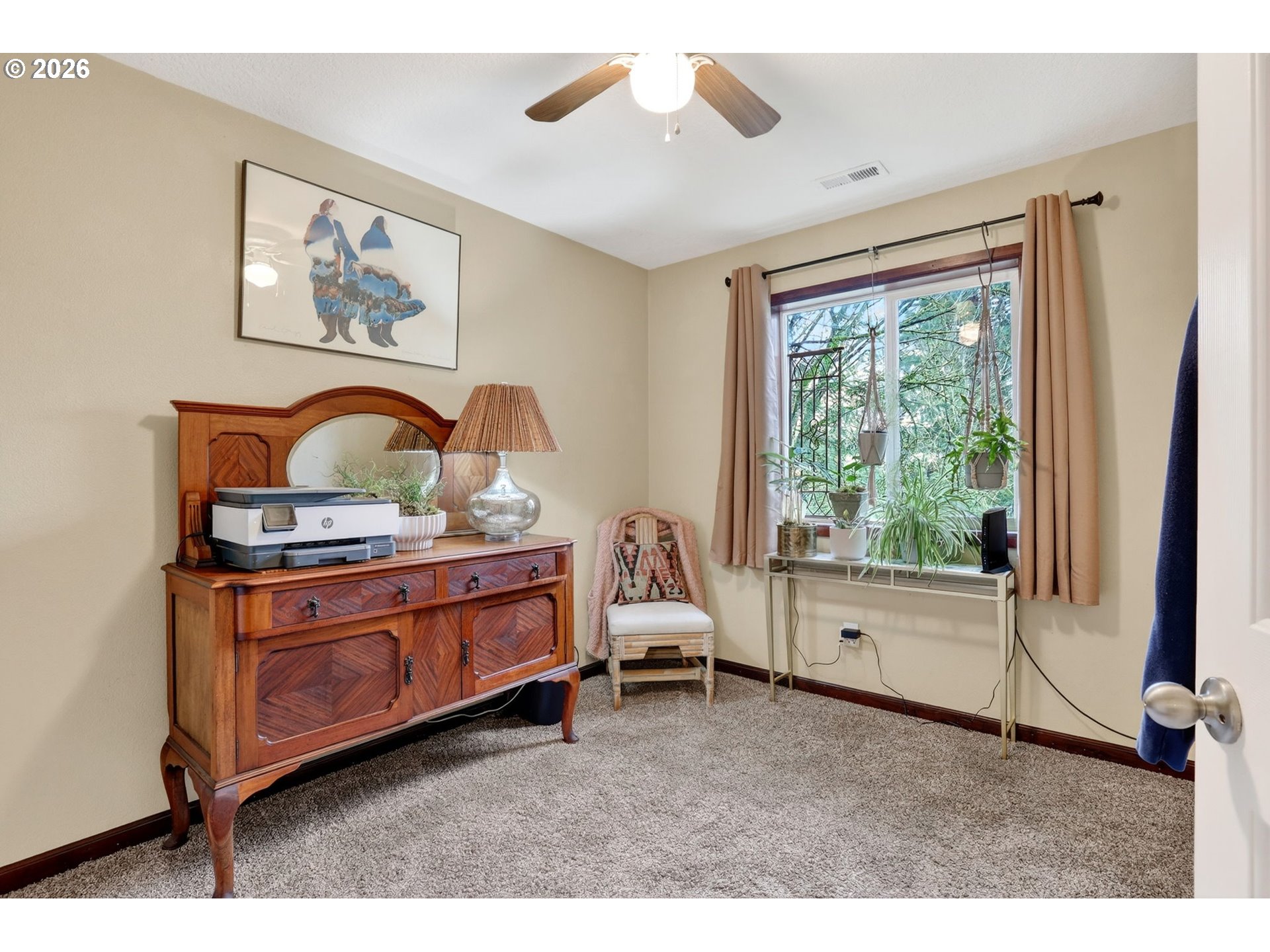 810 East 9th Street, Unit D13 Newberg, OR 97132 - Photo 23 of 42 a room with furniture and window