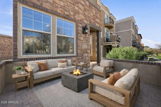 $550,000 | 1696 East Bridgeport Parkway, Gilbert, AZ 85295