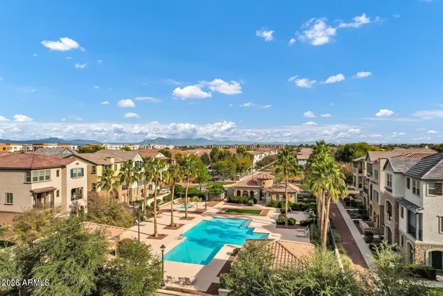 $550,000 | 1696 East Bridgeport Parkway, Gilbert, AZ 85295