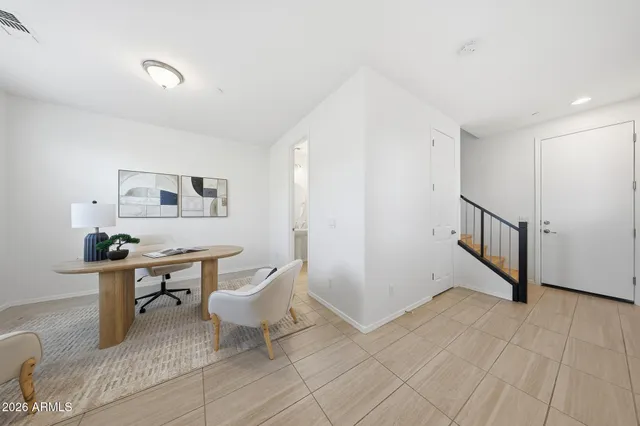 $550,000 | 1696 East Bridgeport Parkway, Gilbert, AZ 85295