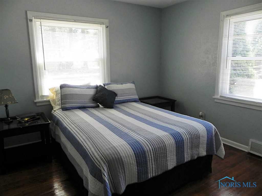 4433 Bowen Road Toledo, OH 43613 - Photo 9 of 20 Master Bedroom.