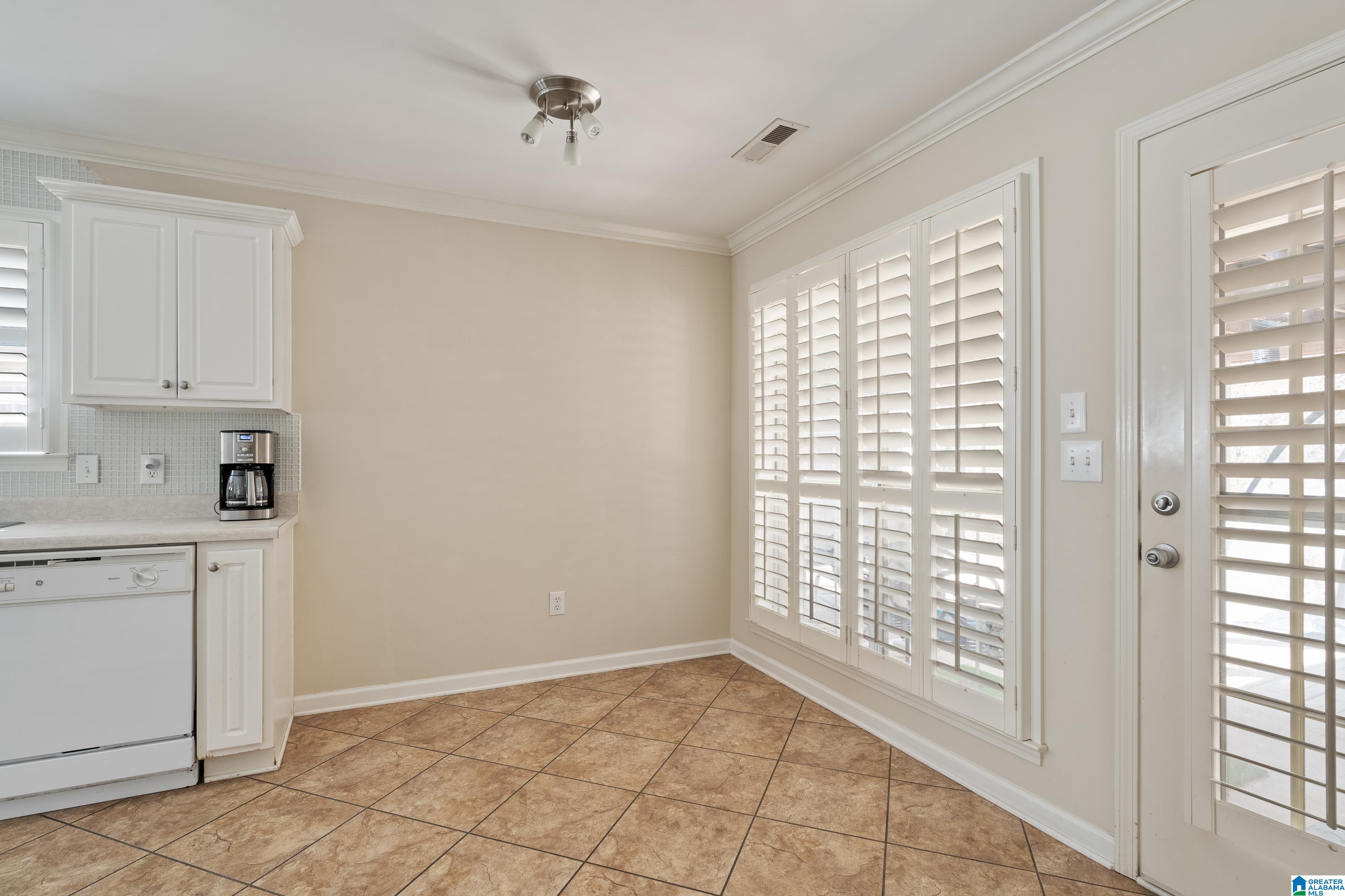 217 Springdale Drive Mount Olive, AL 35117 - Photo 13 of 23