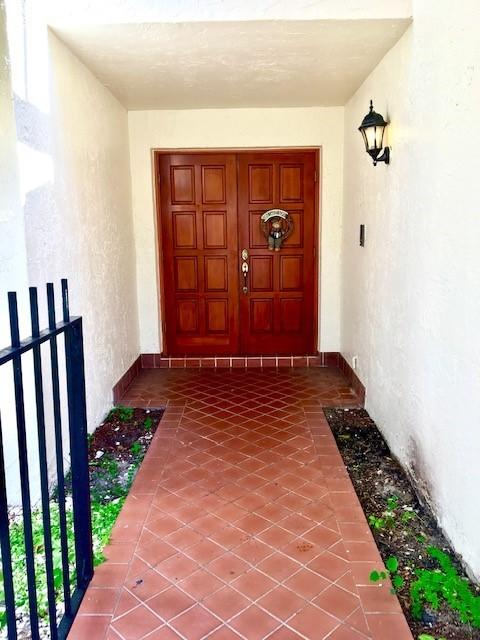7611 Solimar Circle Boca Raton, FL 33433 - Photo 2 of 22 pic