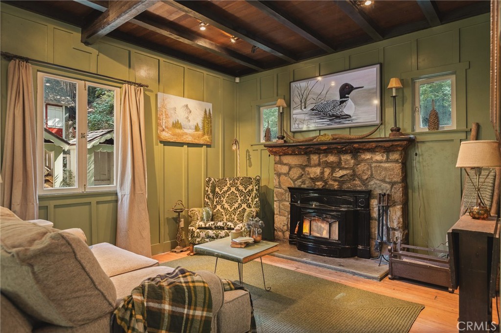 655 Cottage Grove Road Lake Arrowhead, CA 92352 - Photo 3 of 67 Gallery Image 3