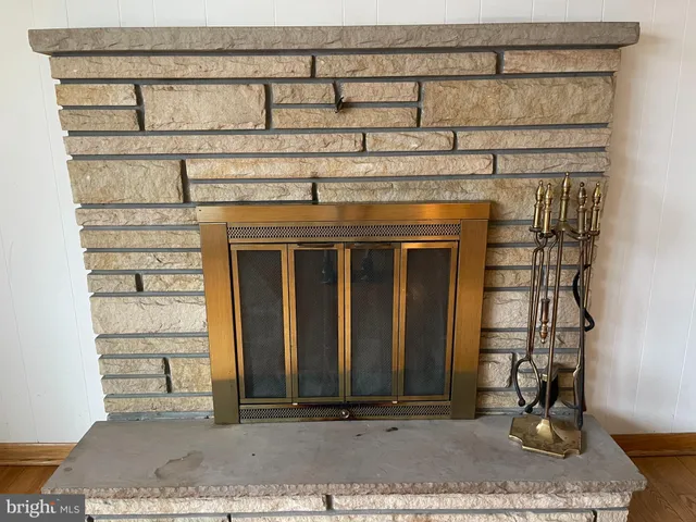 a view of a entryway door of the house