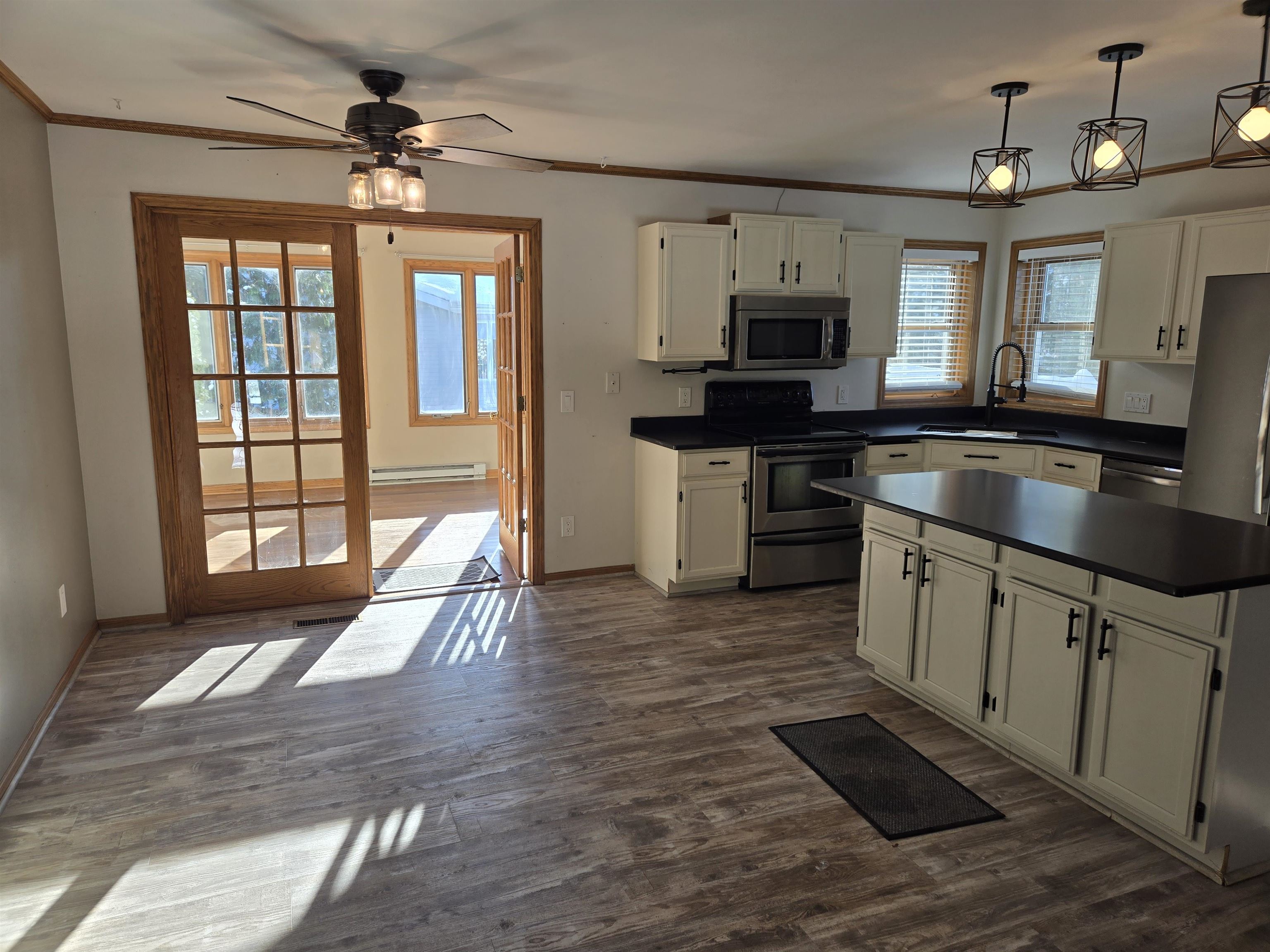 117 Knutson Drive Madison, WI 53704 - Photo 12 of 28