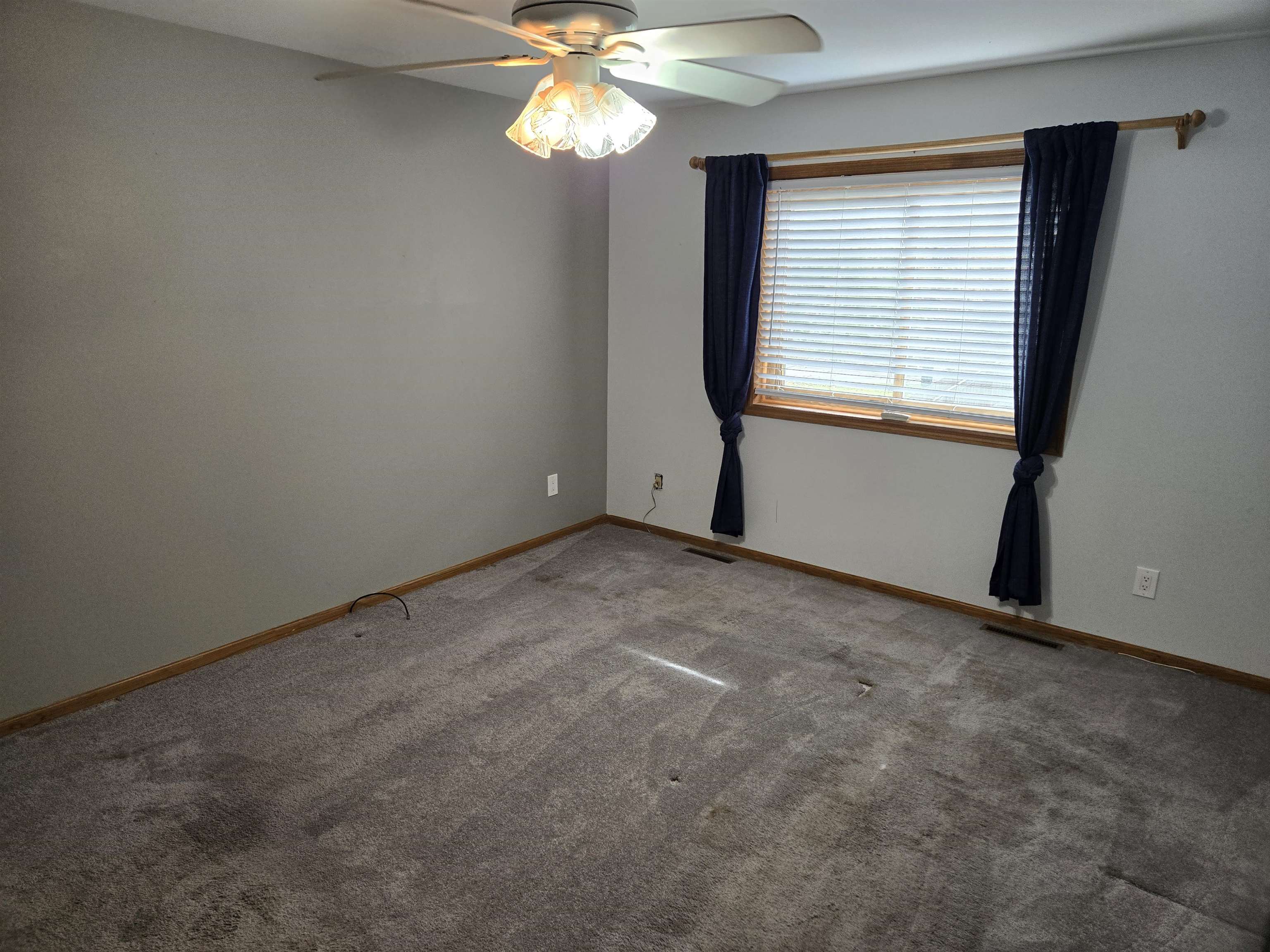 117 Knutson Drive Madison, WI 53704 - Photo 17 of 28