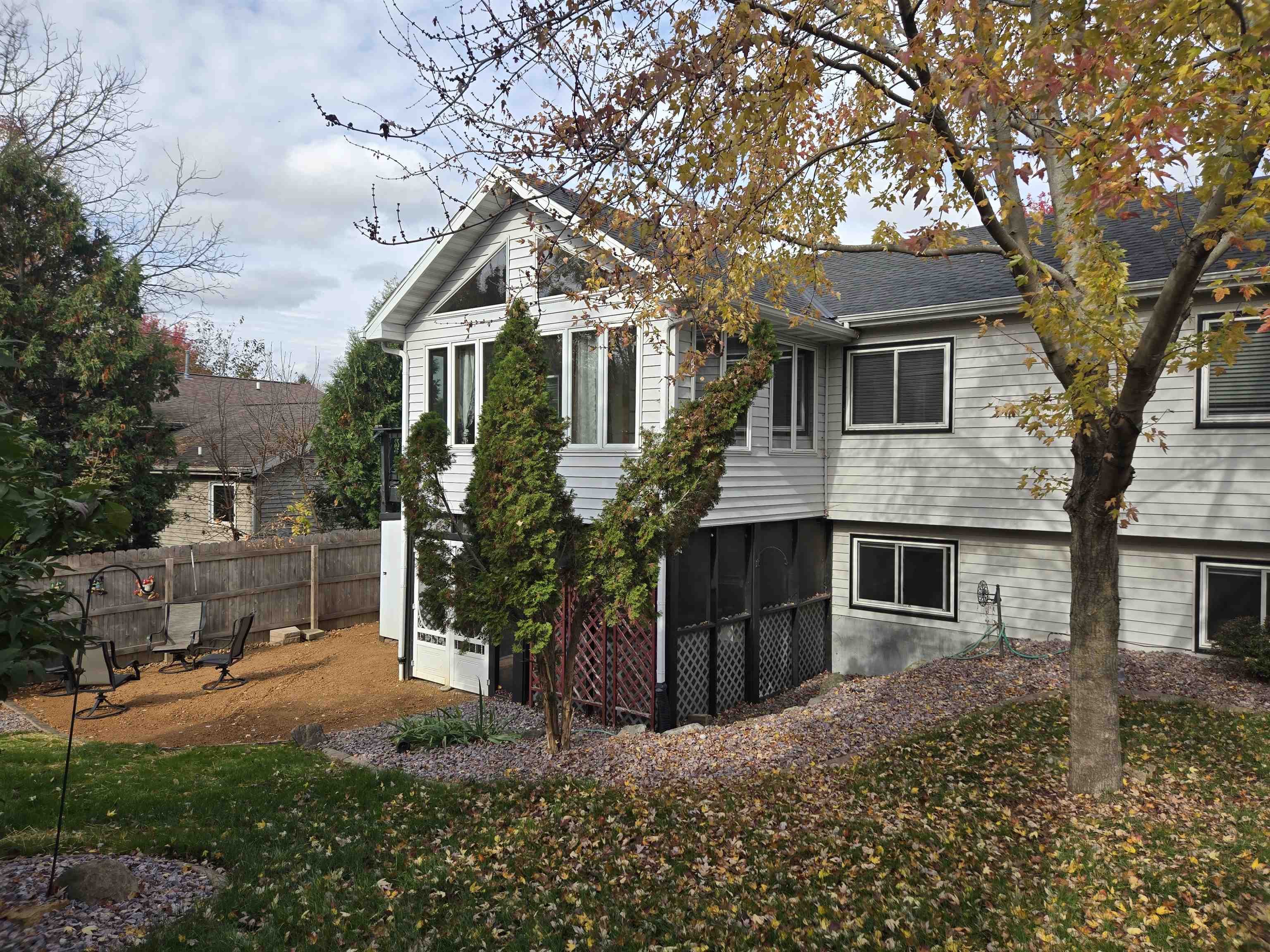 117 Knutson Drive Madison, WI 53704 - Photo 5 of 28