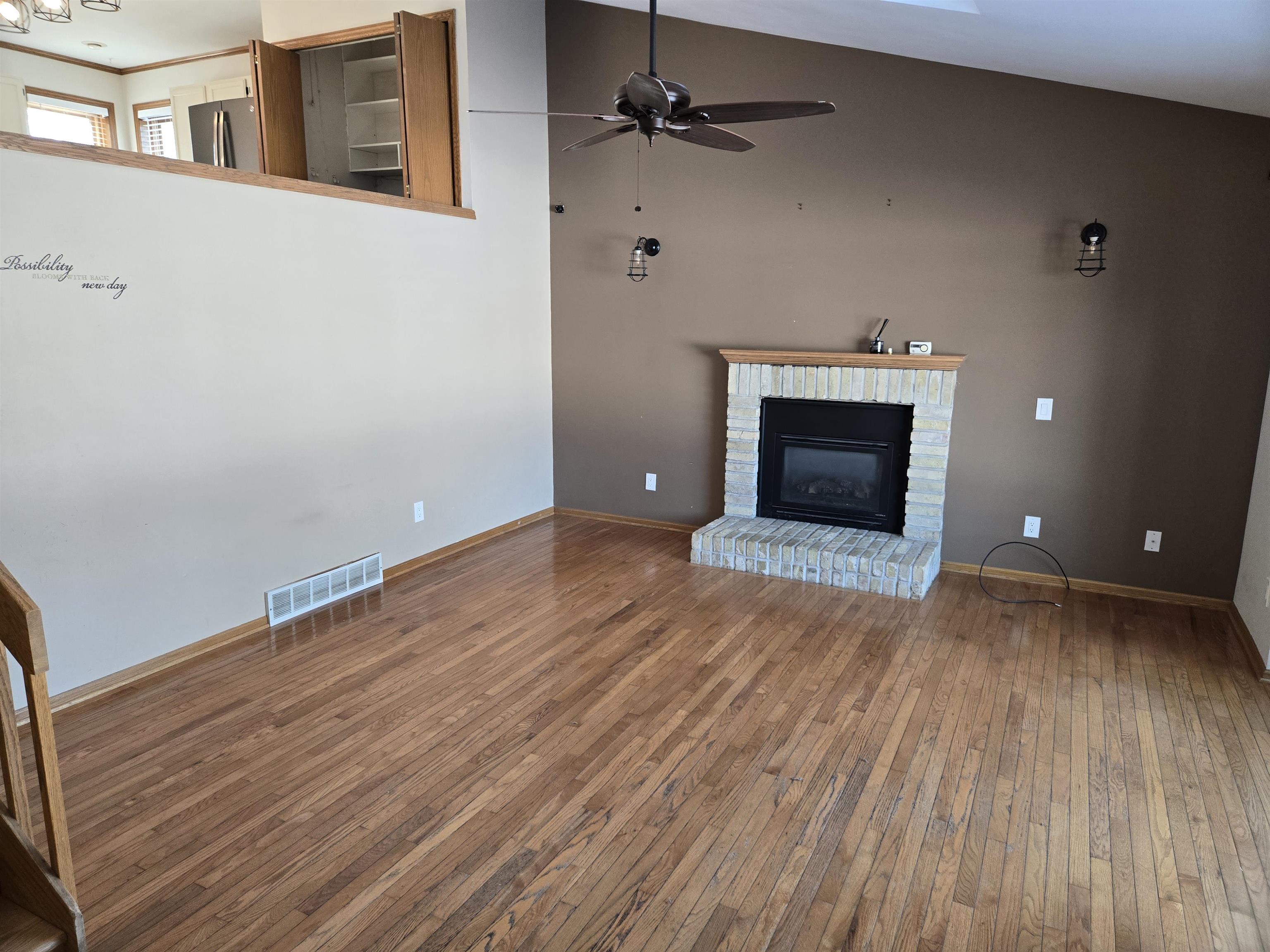 117 Knutson Drive Madison, WI 53704 - Photo 7 of 28