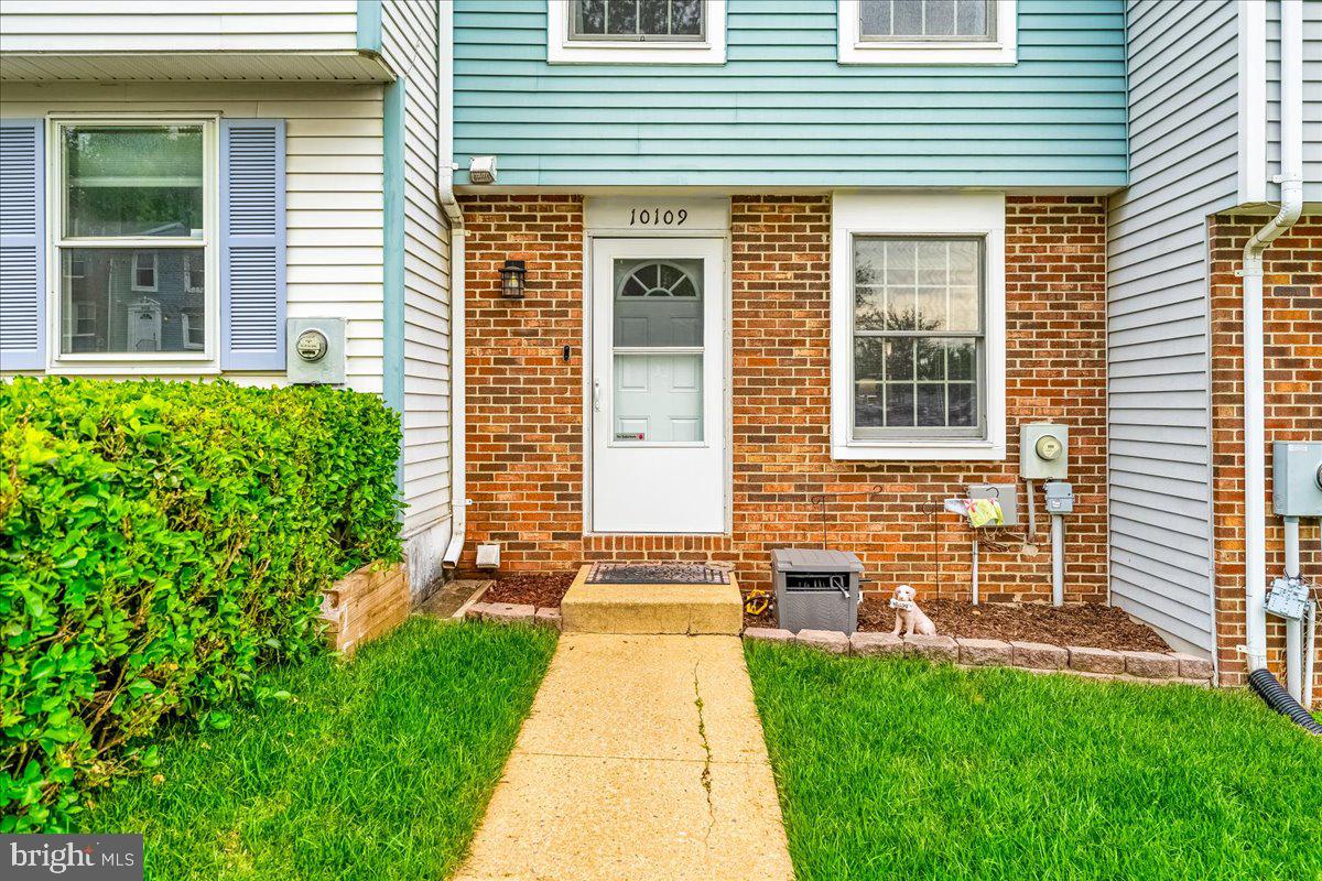 10109 Shelldrake Circle Damascus, MD 20872 - Photo 6 of 47 a front view of a house with a yard