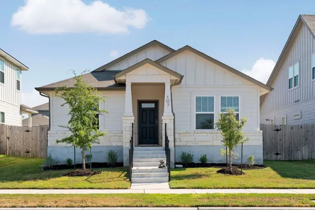 $325,000 | 107 Magnolia Ranch Lane, Hutto, TX 78634