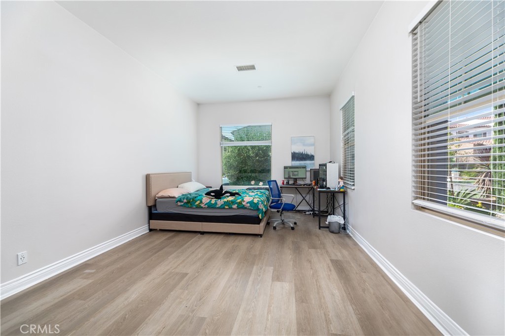60 Gainsboro Irvine, CA 92620 - Photo 17 of 34 a living room with furniture and a large window