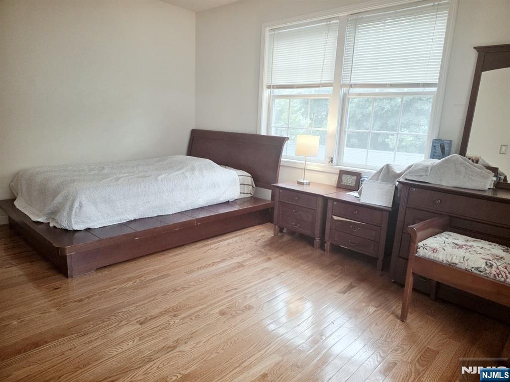 260 Edwards Street, Unit B Ridgewood, NJ 07450 - Photo 7 of 24