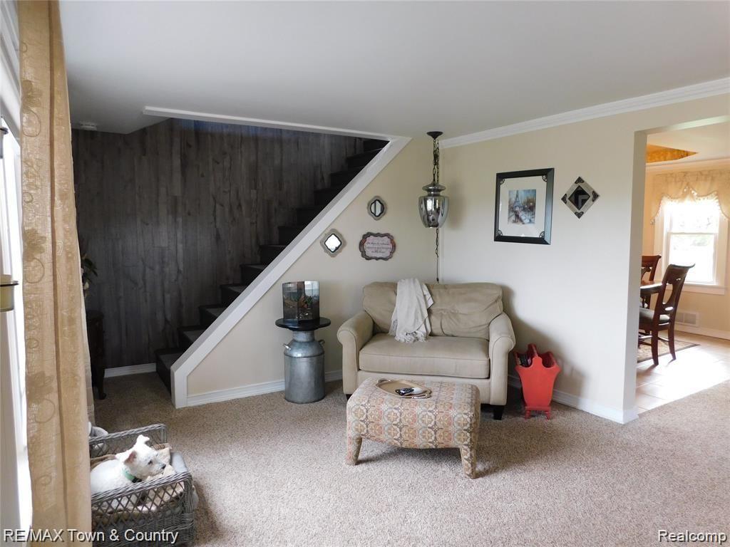 7471 Cook Road Swartz Creek, MI 48473 - Photo 6 of 40 6.jpg