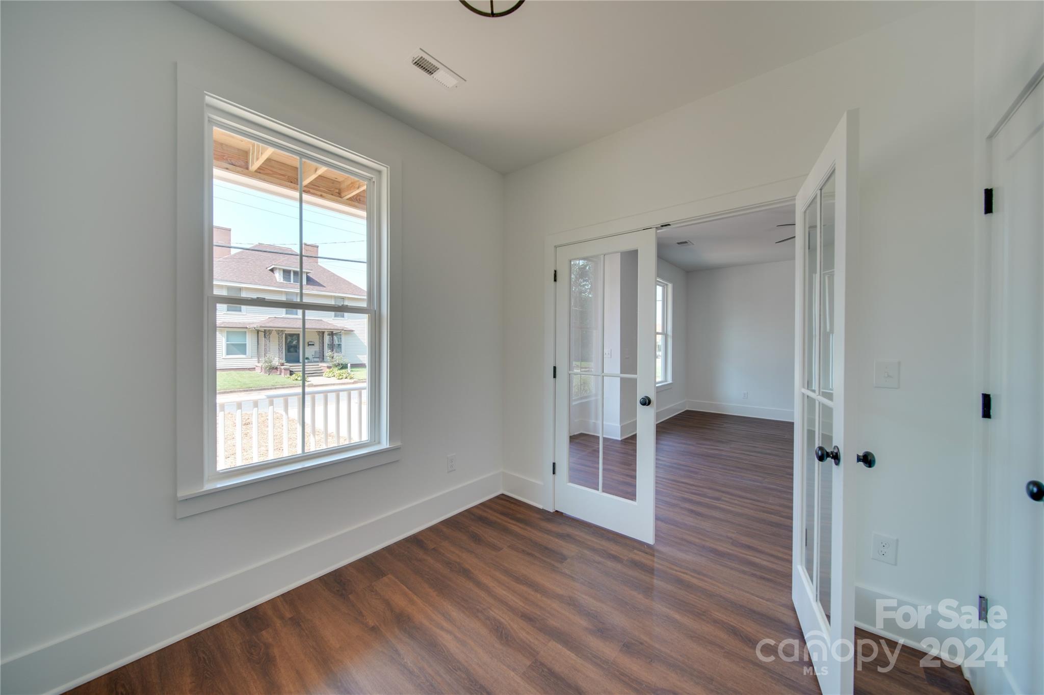 171 Spring Street Southwest Concord, NC 28025 - Photo 6 of 48 Gallery Image 6