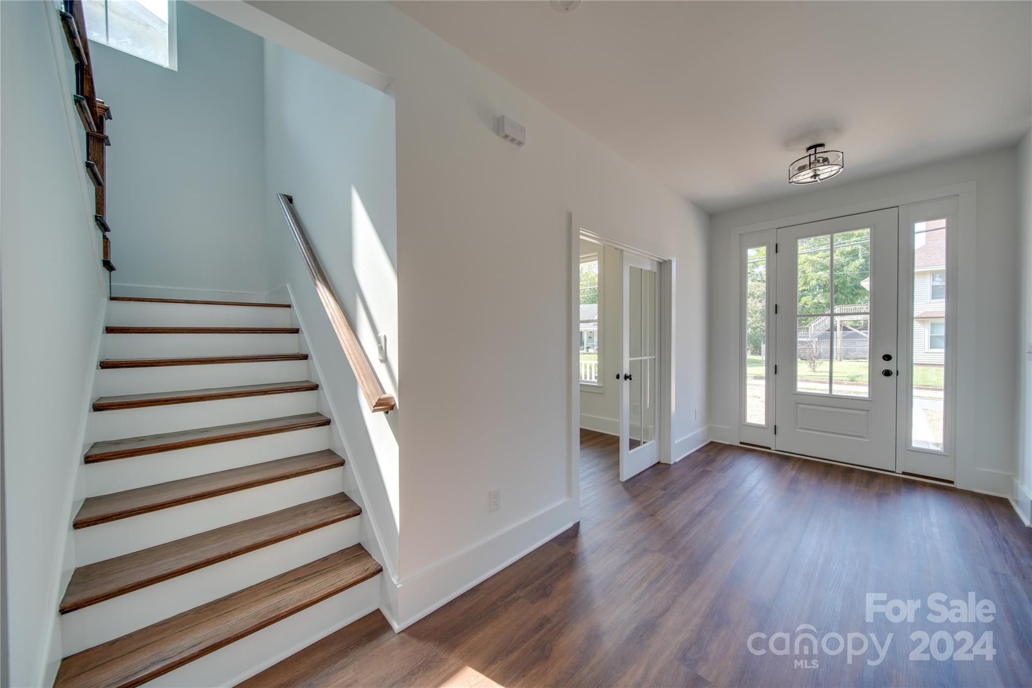 171 Spring Street Southwest Concord, NC 28025 - Photo 7 of 48 Gallery Image 7