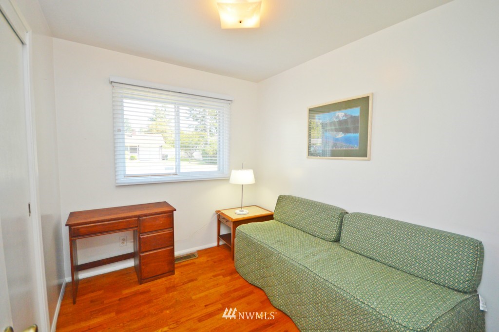 8804 Terrace Road Southwest Lakewood, WA 98498 - Photo 6 of 13