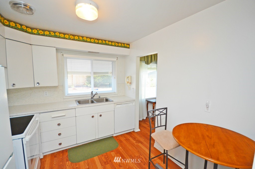 8804 Terrace Road Southwest Lakewood, WA 98498 - Photo 7 of 13