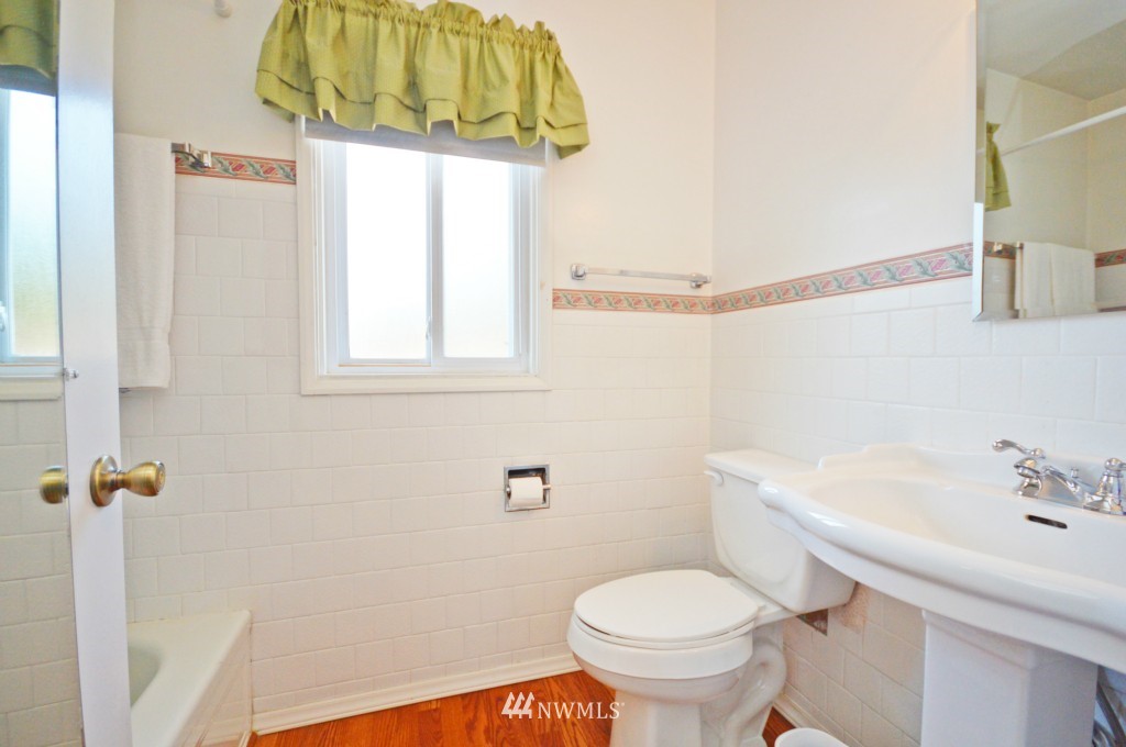 8804 Terrace Road Southwest Lakewood, WA 98498 - Photo 8 of 13