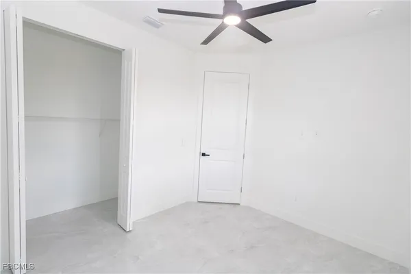 an empty room