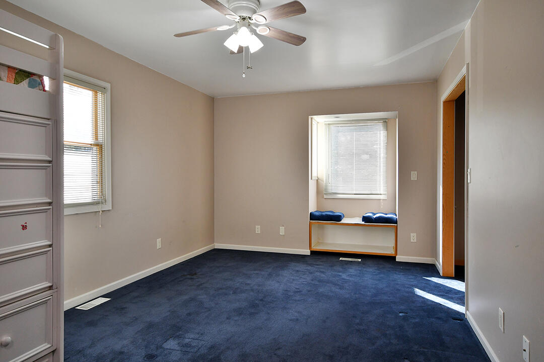 176 4 Mile Road Northwest Comstock Park, MI 49321 - Photo 14 of 27 Bedroom2