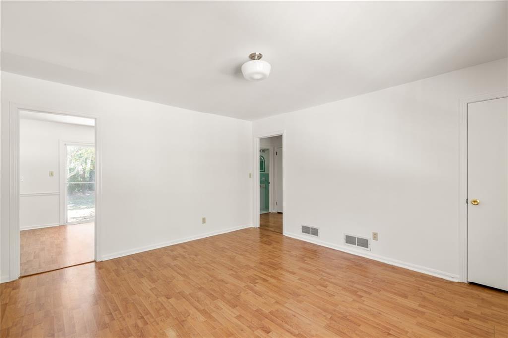 2569 Wilson Woods Drive Decatur, GA 30033 - Photo 12 of 31