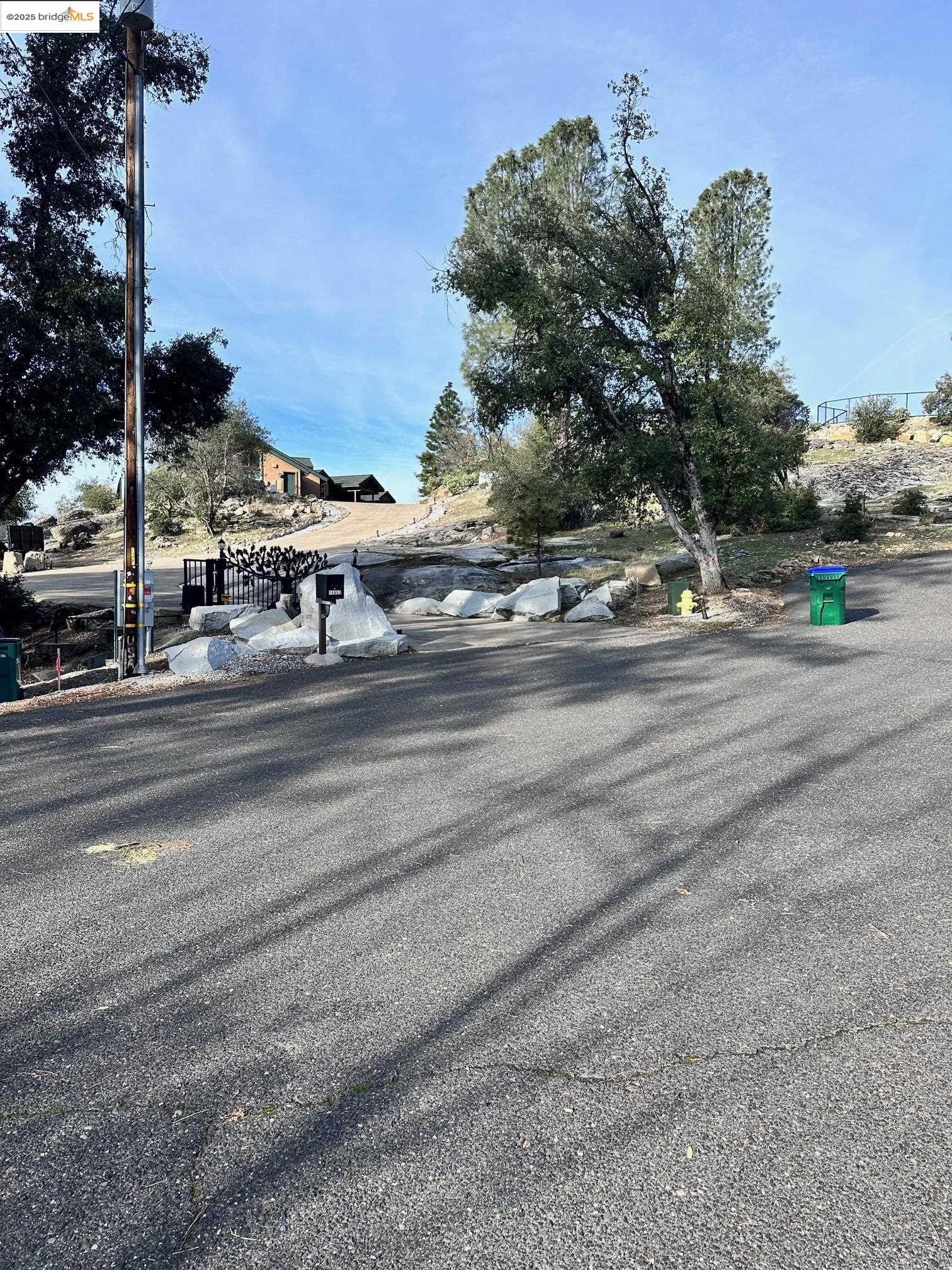 16655 Granite Ridge Lane Sonora, CA 95370 - Photo 7 of 16 a view of street with houses