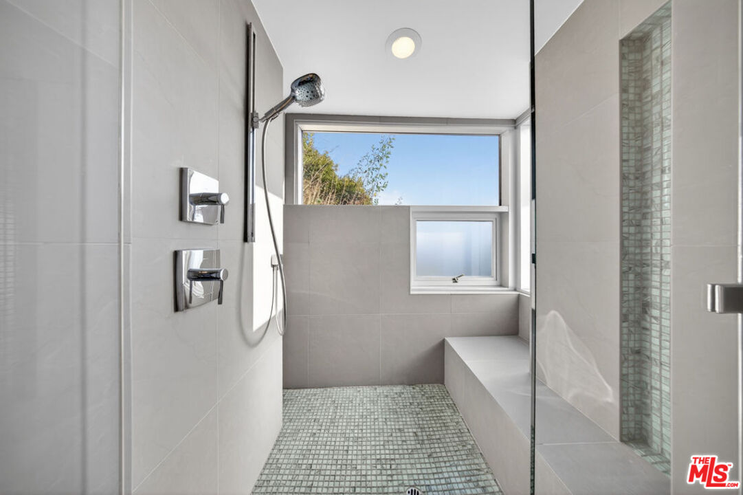9716 Oak Pass Road Beverly Hills, CA 90210 - Photo 69 of 73