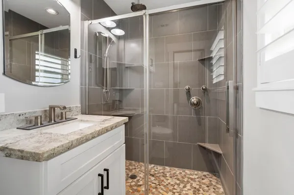 $685,000 | 15308 Hubenak Road, Needville, TX 77461