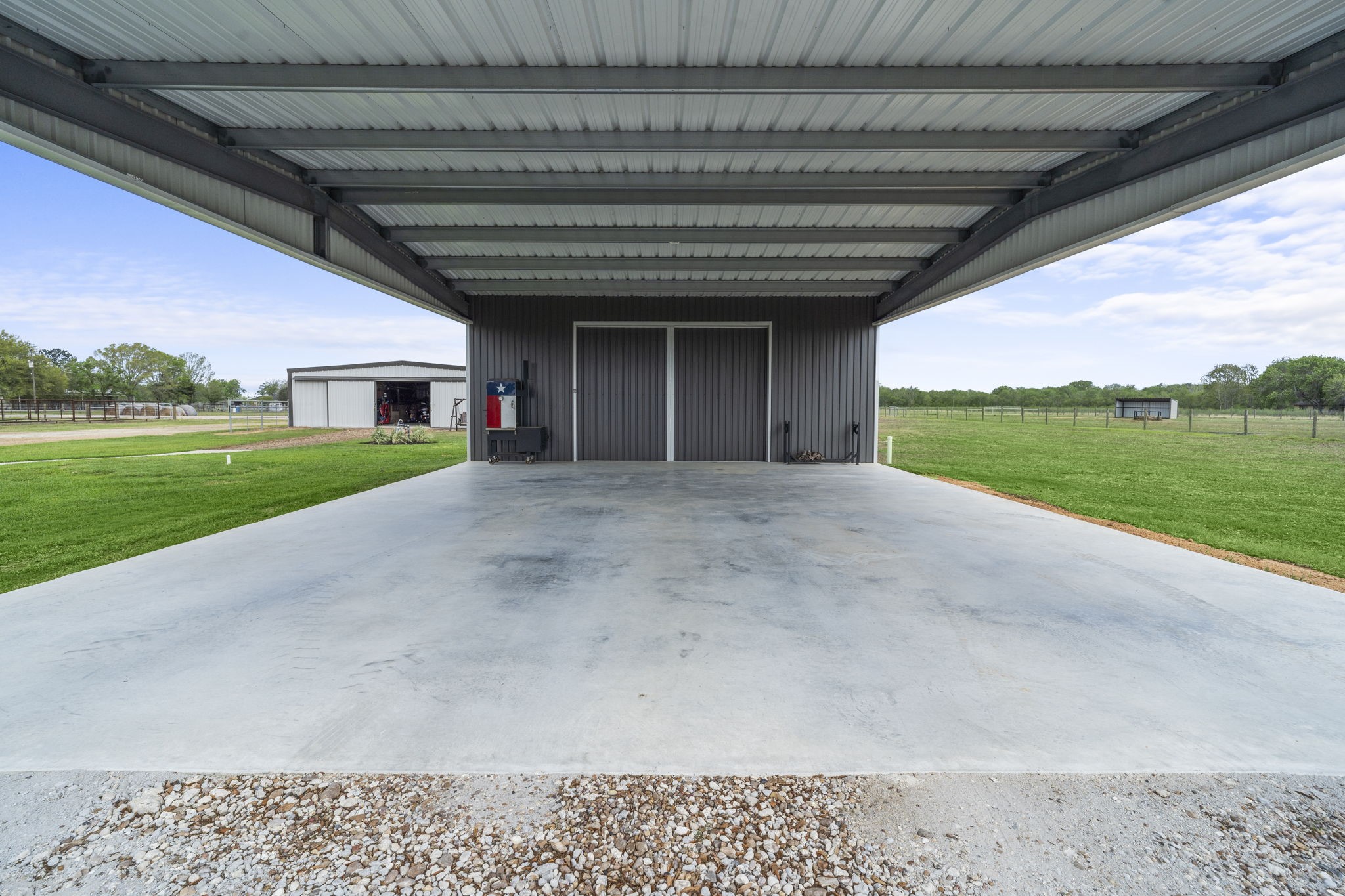 15308 Hubenak Road Needville, TX 77461 - Photo 39 of 49