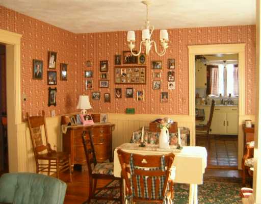 29 Clinton Street Pawtucket, RI 02861 - Photo 3 of 8 Dining Room.
