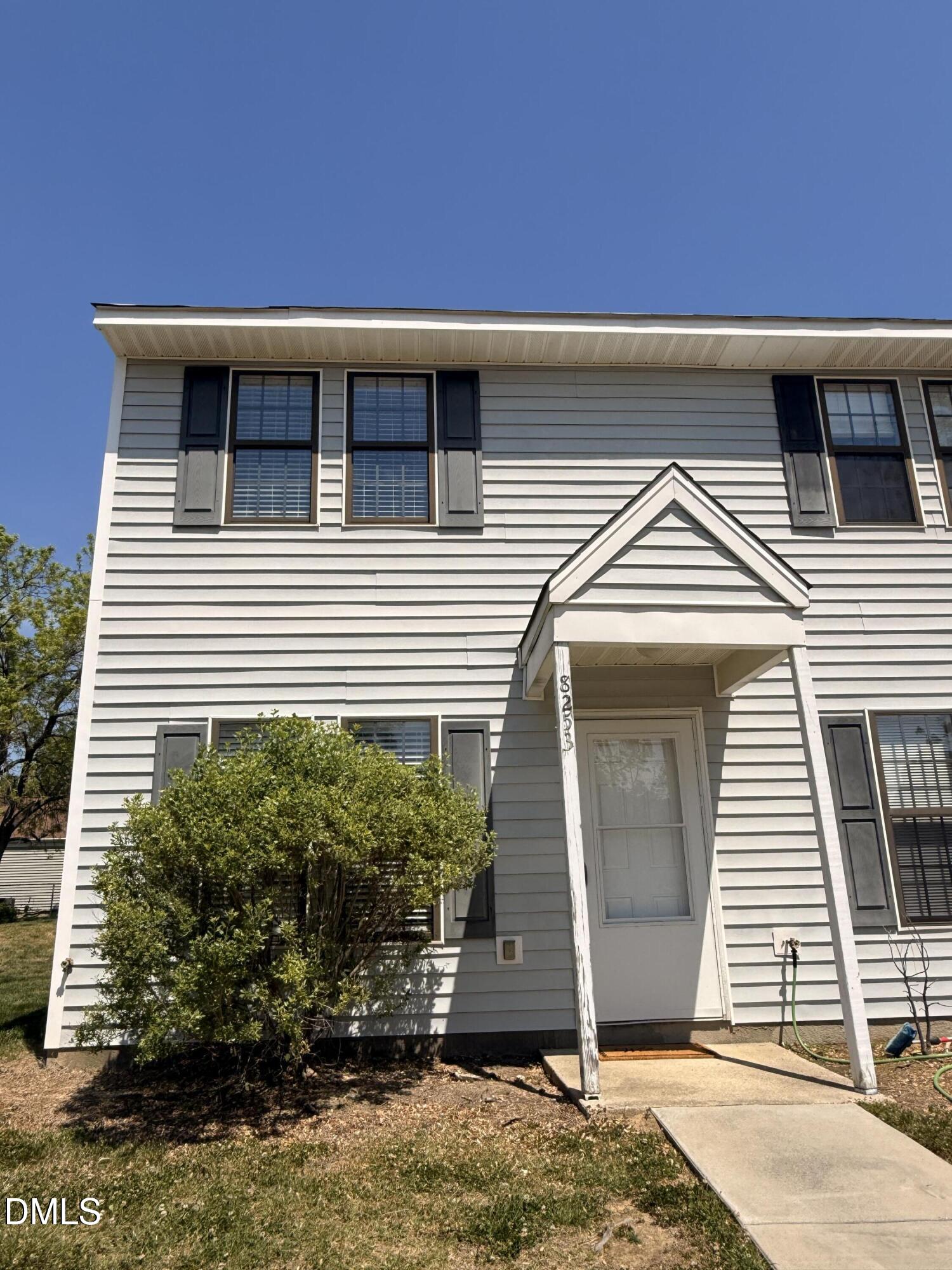 8253 Merriweather Circle Raleigh, NC 27616 - Photo 5 of 25 IMG_8247