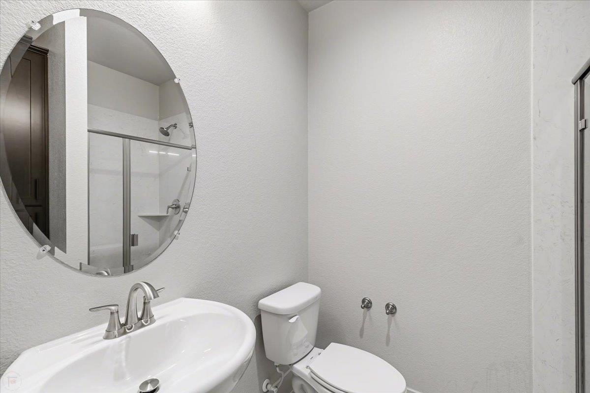 2041 Zane Way Turlock, CA 95382 - Photo 49 of 92