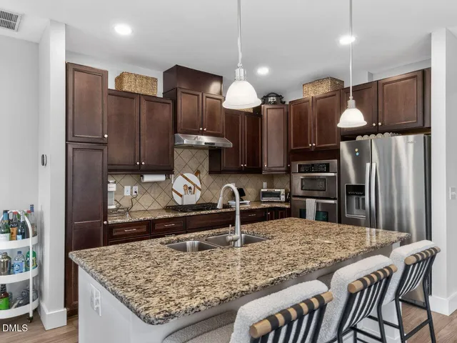 $669,000 | 3001 Valleystone Drive, Cary, NC 27519