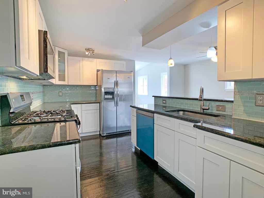 3519 Primrose Road Philadelphia, PA 19114 - Photo 1 of 41 Gallery Image 1