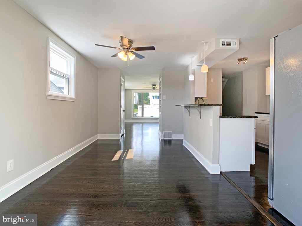 3519 Primrose Road Philadelphia, PA 19114 - Photo 3 of 41 Gallery Image 3