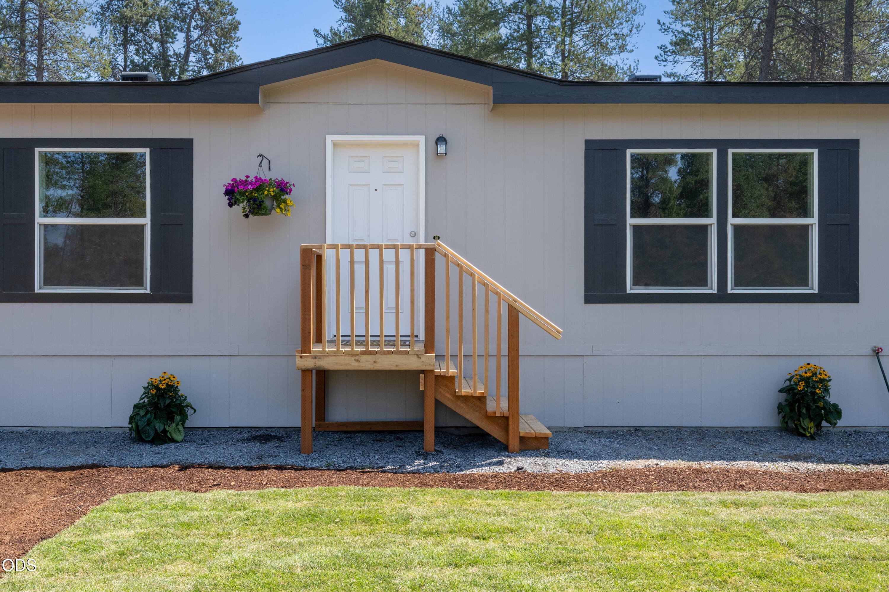 17033 Cagle Road La Pine, OR 97739 - Photo 3 of 25 Gallery Image 3