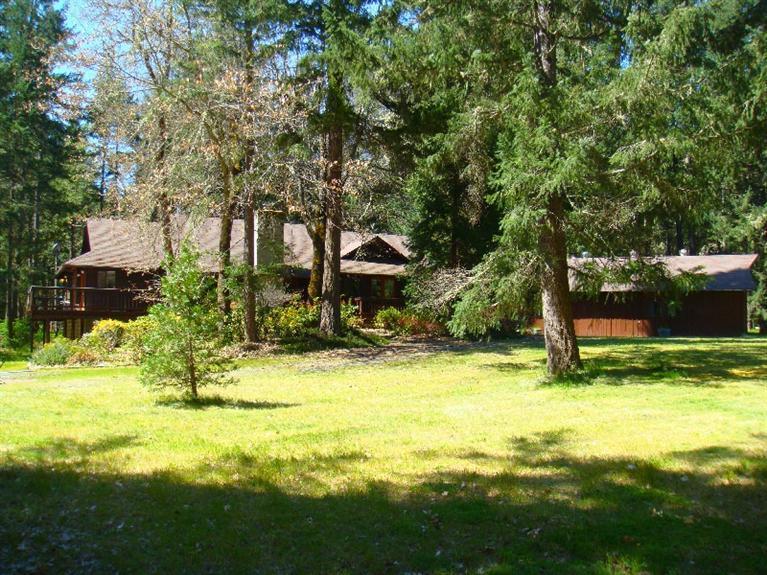 670 East Fork Road Williams, OR 97544 - Photo 1 of 35 Primary Photo