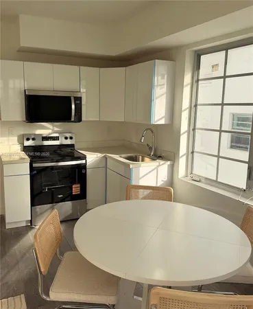 $1,900 | 1525 Euclid Avenue, Unit 16, Miami Beach, FL 33139