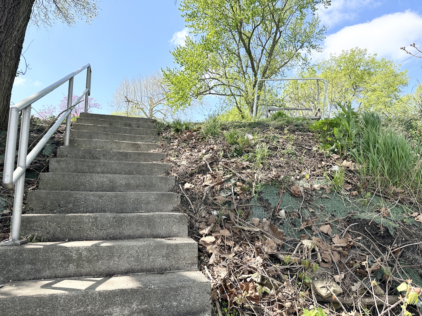 460 South Wall Street Kankakee, IL 60901 - Photo 49 of 52 a view of staircase with white walls