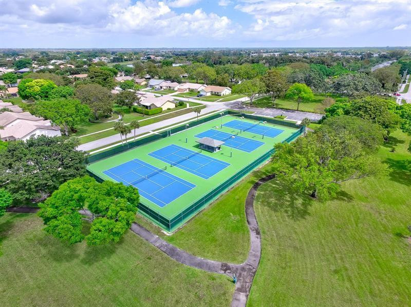 18201 Boca Way Drive Boca Raton, FL 33498 - Photo 35 of 35 Tennis courts and bike bath