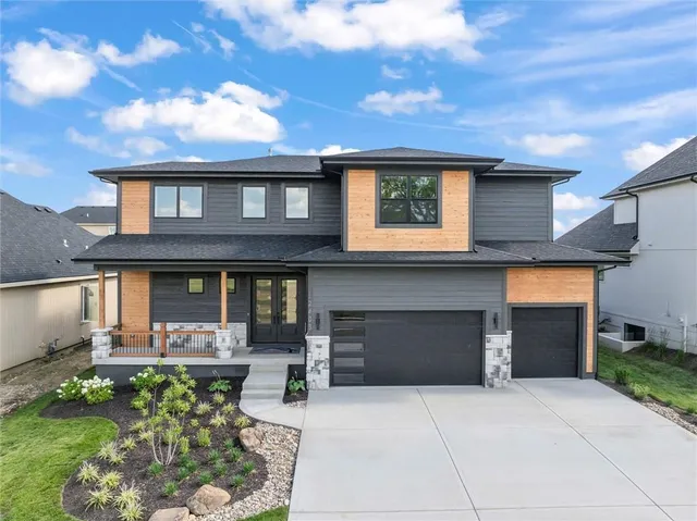 $857,836 | 12403 West 183rd Terrace, Overland Park, KS 66013