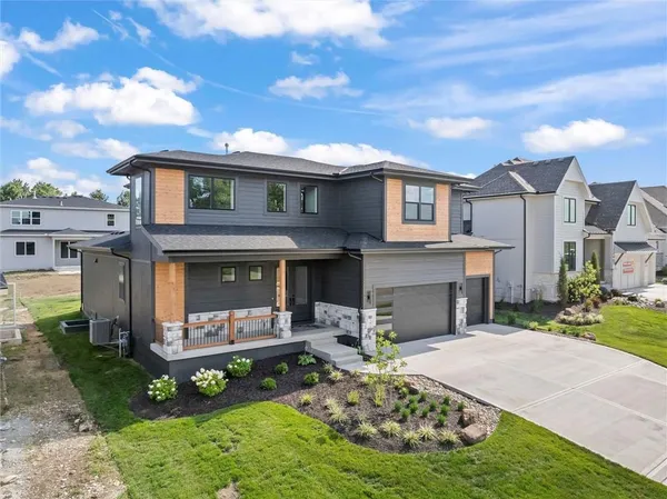 $899,900 | 12403 West 183rd Terrace, Overland Park, KS 66013