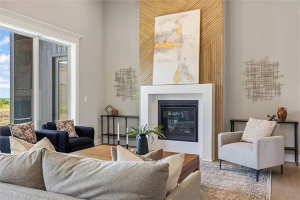 $899,900 | 12403 West 183rd Terrace, Overland Park, KS 66013