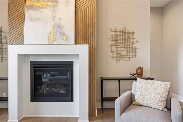 $899,900 | 12403 West 183rd Terrace, Overland Park, KS 66013