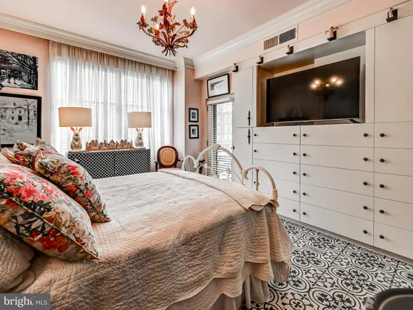 $378,000 | 3801 Canterbury Road, Unit 904, Baltimore, MD 21218