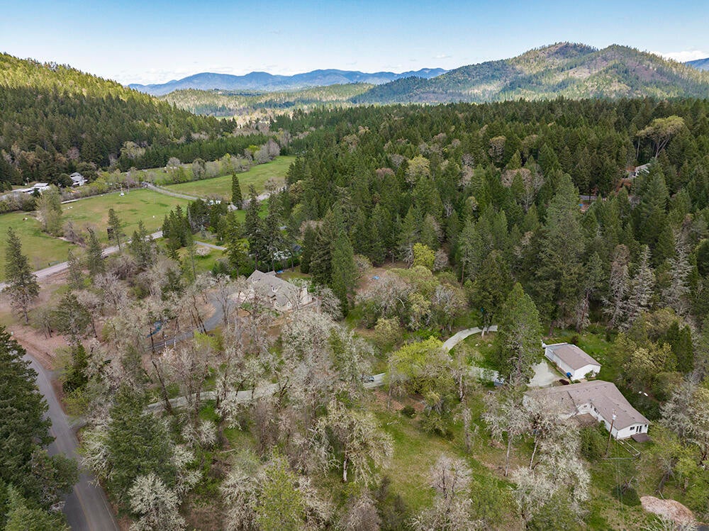 111 Marble Mountain Road Grants Pass, OR 97527 - Photo 43 of 45 46