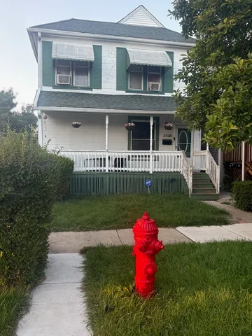 $149,900 | 2528 Cochran Street, Blue Island, IL 60406