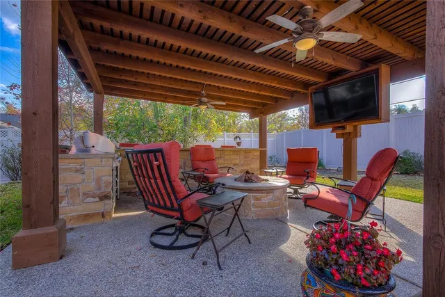 a view of yard with outdoor seating