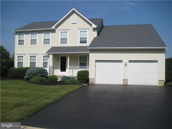 26 Amberfield Road Robbinsville, NJ 08691 - Photo 2 of 23 Exterior Front